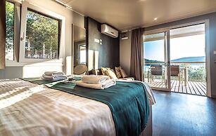 Olivia Green Camping