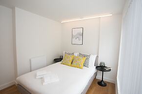 Moonside - Stunning Angel Apartments