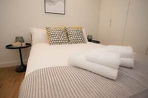 Moonside - Stunning Angel Apartments