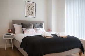 Moonside - Stunning Angel Apartments