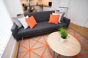 Moonside - Stunning Angel Apartments