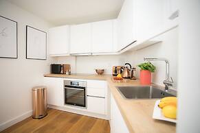 Moonside - Stunning Angel Apartments