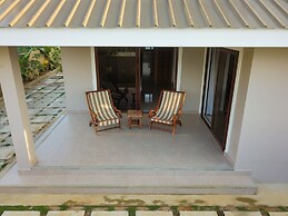 Whispering Palms Self Catering Apartment - Adults Only
