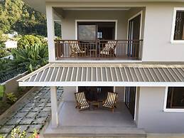 Whispering Palms Self Catering Apartment - Adults Only