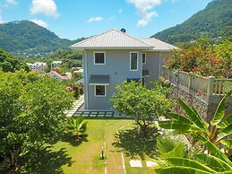 Whispering Palms Self Catering Apartment - Adults Only