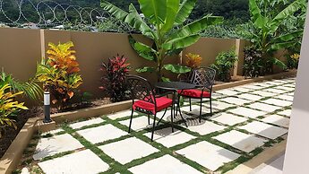 Whispering Palms Self Catering Apartment - Adults Only