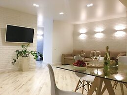 Apartment on Okeanskiy Pr. 90