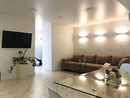 Apartment on Okeanskiy Pr. 90