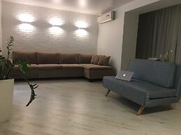 Apartment on Okeanskiy Pr. 90