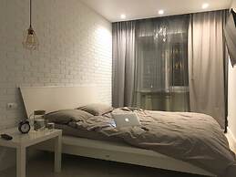 Apartment on Okeanskiy Pr. 90