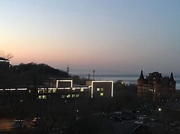 Apartment on Ostryakova Pr. 28.