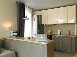 Apartment on Ostryakova Pr. 28.