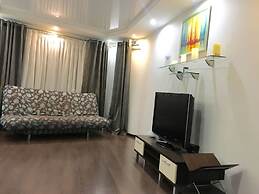 Apartment on Okeanskiy Pr. 100