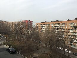 Apartment on Okeanskiy Pr. 100