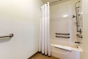 Comfort Inn & Suites near Route 66