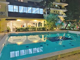 Peninsula Beach Resort