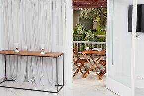 Luxurious Apartment in Athens Downtown