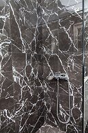 Luxurious Apartment in Athens Downtown