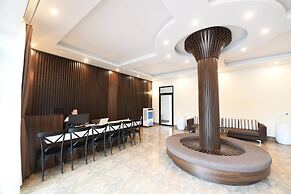 CoTo Starlight Boutique Hotel