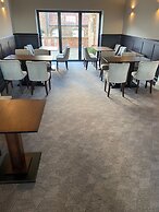 Loftsome Bridge Hotel