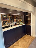 Loftsome Bridge Hotel