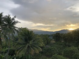 Sandee Place Mountain View Chomthong