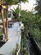 Sandee Place Mountain View Chomthong