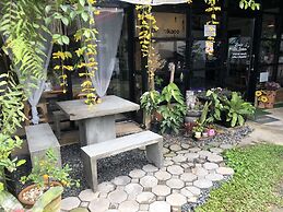 Sandee Place Mountain View Chomthong