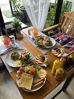 Sandee Place Mountain View Chomthong