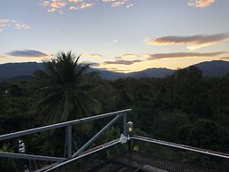 Sandee Place Mountain View Chomthong