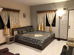 Sandee Place Mountain View Chomthong