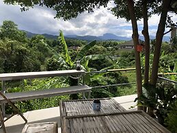 Sandee Place Mountain View Chomthong