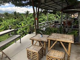 Sandee Place Mountain View Chomthong