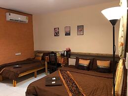 Sandee Place Mountain View Chomthong