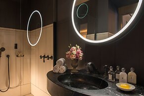 Cour des Vosges - Evok Collection