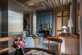 Cour des Vosges - Evok Collection