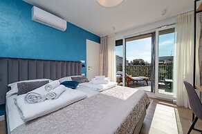 Seven Seas Residence