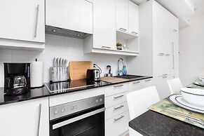 TopLine Suites - Nelson Street