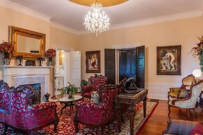 Belle Air Mansion