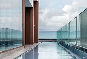 Dazzling Apartment Ocean View