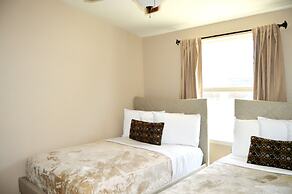 Gorgeous 3BD Havasu Home with Lake View