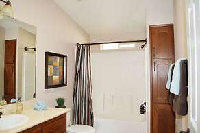 Gorgeous 3BD Havasu Home with Lake View