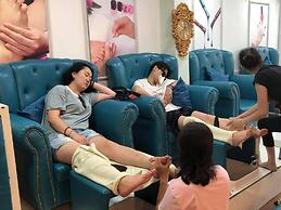 Hanh Nguyen Gems Hotel & Spa