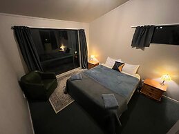 Parakai Geothermal Motel