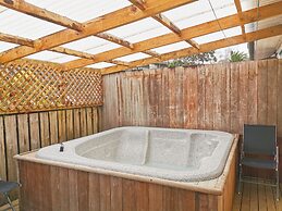 Parakai Geothermal Motel