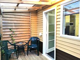 Parakai Geothermal Motel