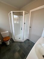 Parakai Geothermal Motel