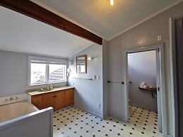 Parakai Geothermal Motel