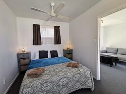 Parakai Geothermal Motel