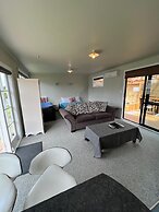 Parakai Geothermal Motel